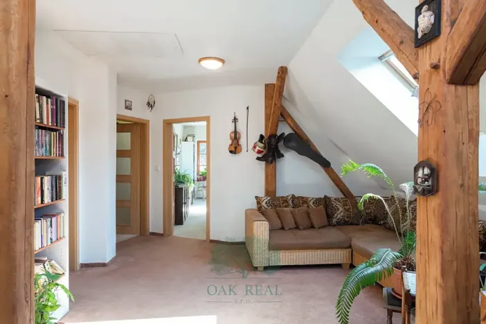 Prodej výrobních prostor, Skomelno, 284 m2