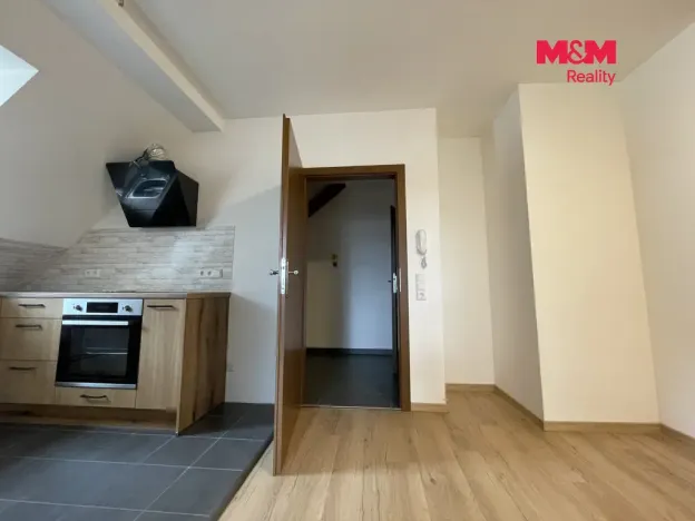 Pronájem bytu 3+kk, Bor, Školní, 55 m2