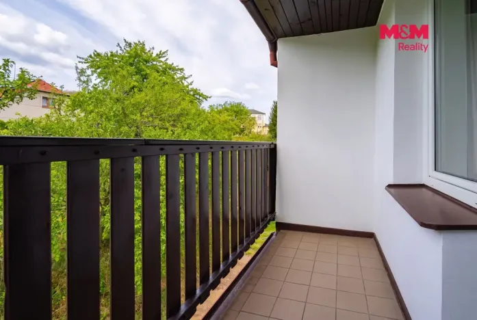 Prodej bytu 3+1, Brloh, 69 m2