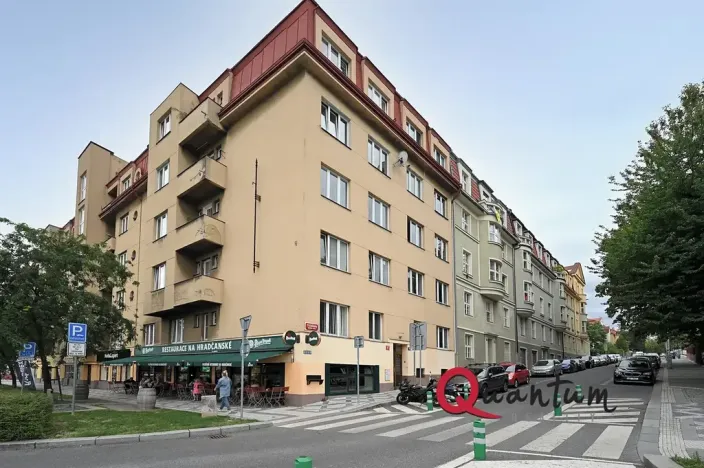 Pronájem bytu 1+1, Praha - Hradčany, Tychonova, 46 m2