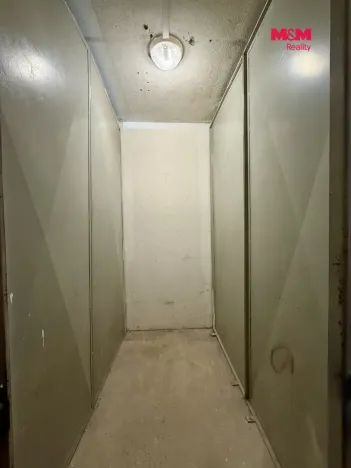 Pronájem bytu 1+1, Praha - Zbraslav, Tunelářů, 41 m2