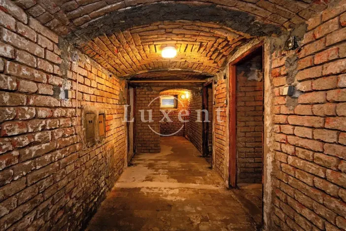 Prodej kanceláře, Chotěboř, Legií, 361 m2