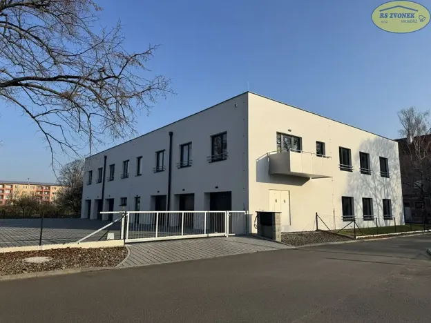 Pronájem bytu 2+kk, Holešov, U Letiště, 61 m2