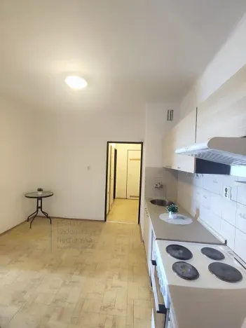 Prodej bytu 1+kk, Mělník, Nemocniční, 42 m2
