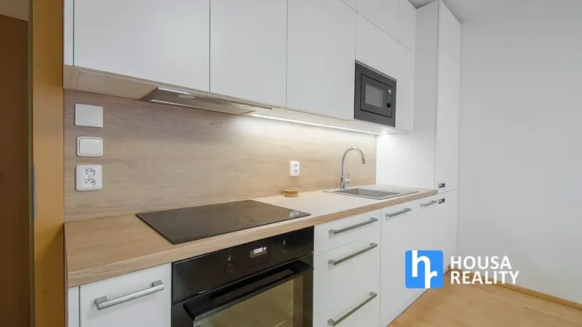 Pronájem bytu 2+kk, Praha - Vysočany, Nepilova, 50 m2