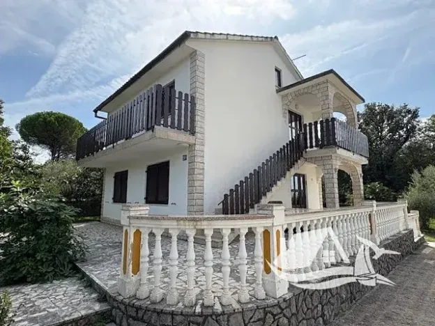 Prodej vícegeneračního domu, Sveti Vid-Miholjice, Chorvatsko, 115 m2
