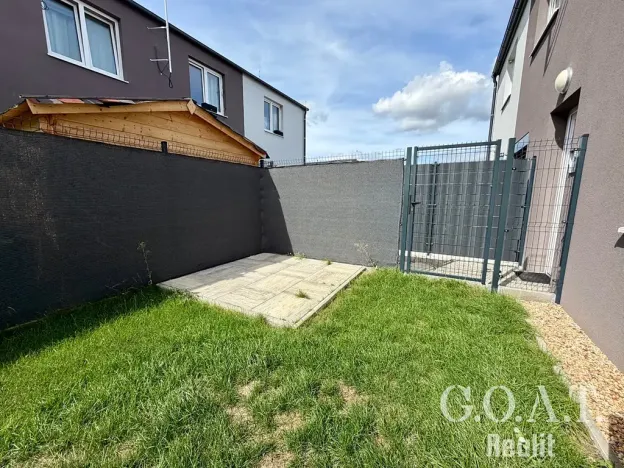 Prodej bytu 4+kk, Vochov, 79 m2