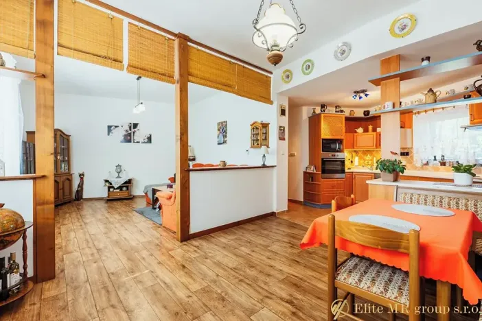 Prodej rodinného domu, Velké Poříčí, V Olšině, 275 m2