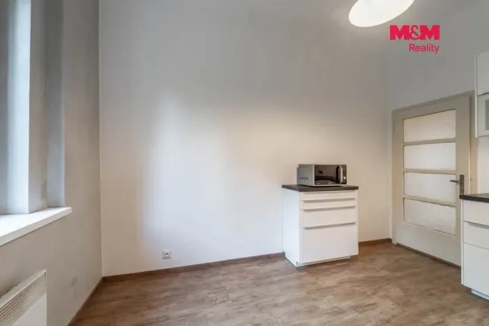 Pronájem bytu 1+1, Praha - Nusle, Krokova, 40 m2