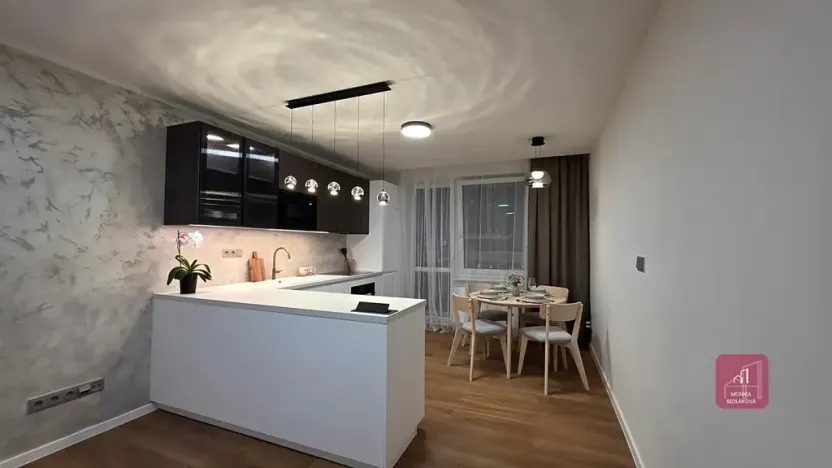 Prodej bytu 4+kk, Mokrá-Horákov, 72 m2