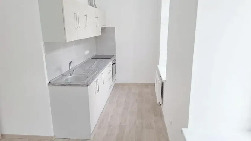 Pronájem bytu 2+kk, Jihlava, Hálkova, 46 m2