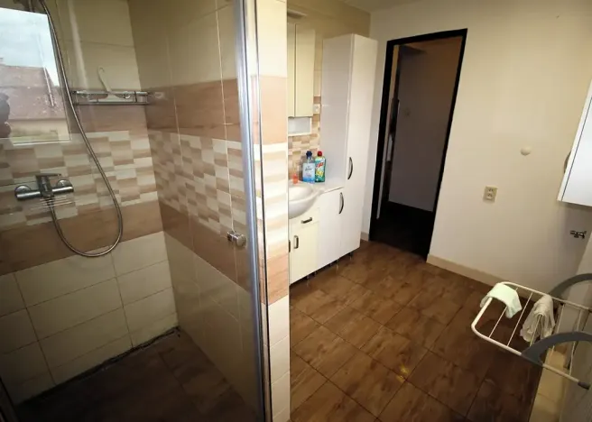Prodej podílu rodinného domu, Jirny, Na Jablonce, 125 m2