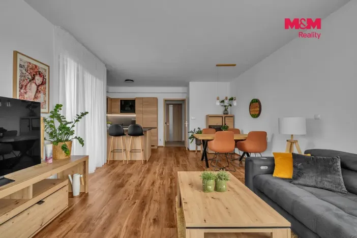 Pronájem bytu 2+kk, Pardubice - Zelené Předměstí, Pod Vinicí, 58 m2