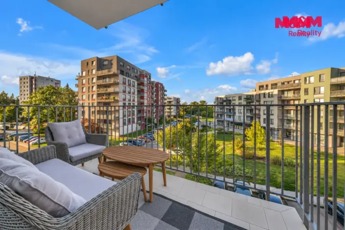 Pronájem bytu 2+kk, Pardubice - Zelené Předměstí, Pod Vinicí, 58 m2