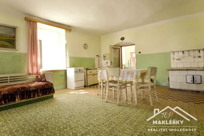 Prodej zemědělské usedlosti, Močovice, 168 m2