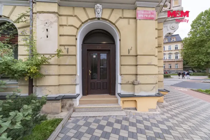 Prodej bytu 5+1, Karlovy Vary, nábřeží Jana Palacha, 340 m2