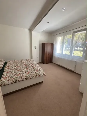 Pronájem bytu 2+1, Plzeň, Ke Špitálskému lesu, 60 m2