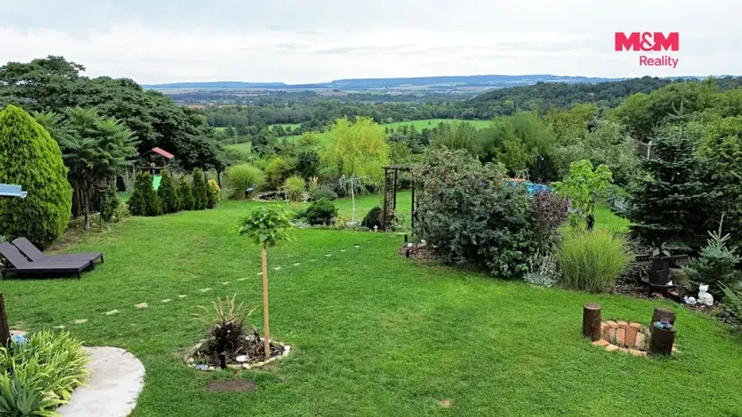 Prodej rodinného domu, Žatec - Bezděkov, 218 m2