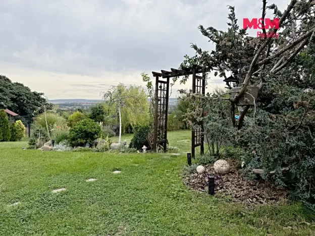 Prodej rodinného domu, Žatec - Bezděkov, 218 m2