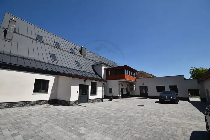 Prodej rodinného domu, Mikulovice, Hlucholazská, 417 m2