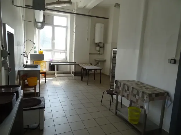 Pronájem obchodního prostoru, Šternberk, Nádražní, 122 m2