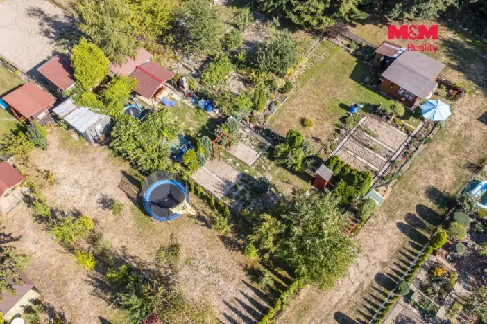 Prodej zahrady, Rybitví, 185 m2