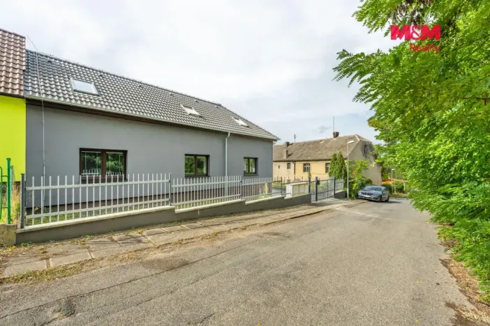 Prodej kanceláře, Slaný - Kvíc, K. Kernera, 174 m2