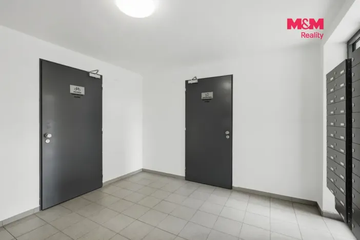 Pronájem bytu 1+kk, Nové Strašecí, Viktora Olivy, 27 m2
