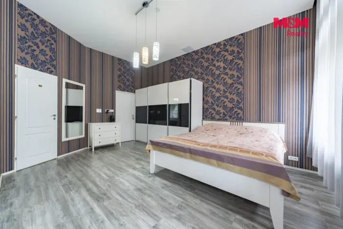 Prodej bytu 5+1, Karlovy Vary, nábřeží Jana Palacha, 340 m2
