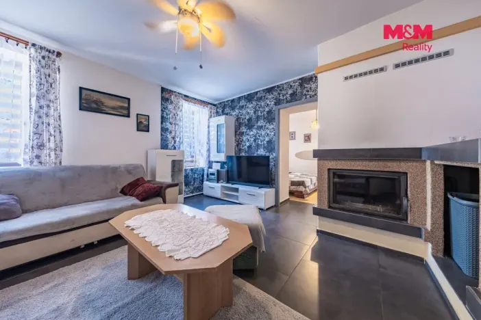 Prodej rodinného domu, Smidary, Náměstí Prof. Babáka, 137 m2