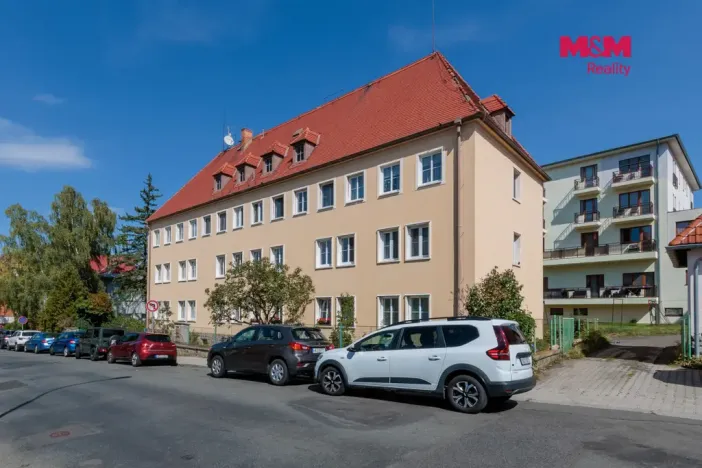 Prodej bytu 3+1, Karlovy Vary, Jiráskova, 74 m2