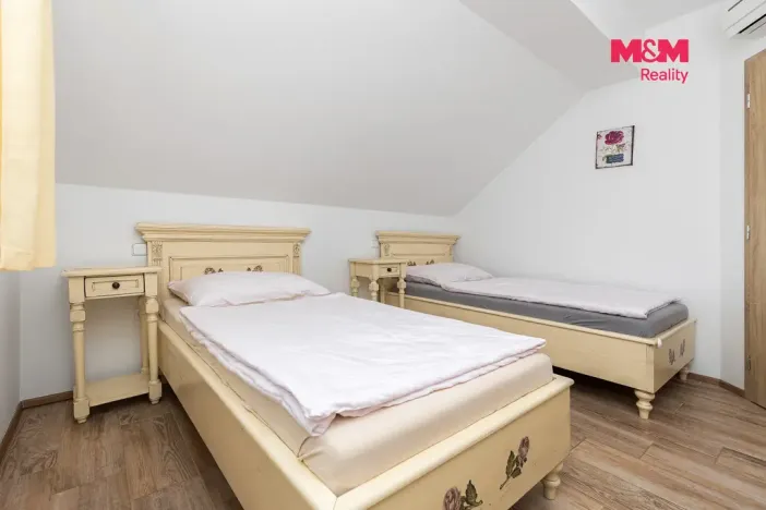 Prodej rodinného domu, Dříteč, 122 m2