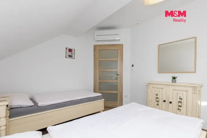 Prodej rodinného domu, Dříteč, 122 m2