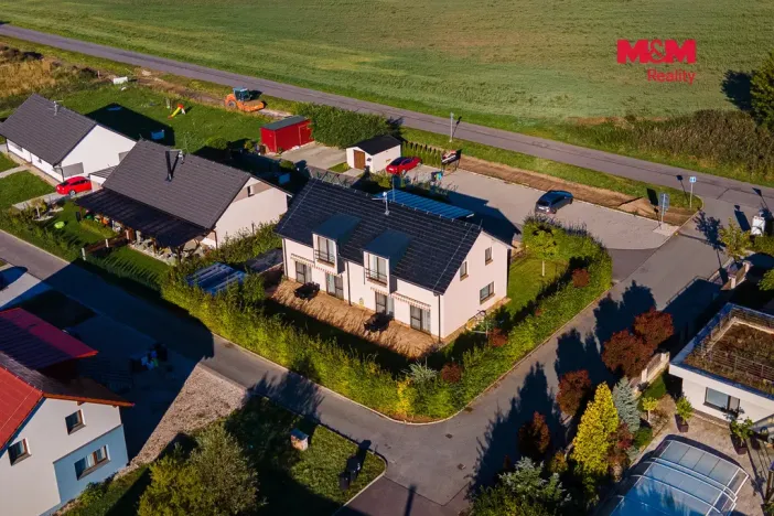 Prodej činžovního domu, Dříteč, 244 m2