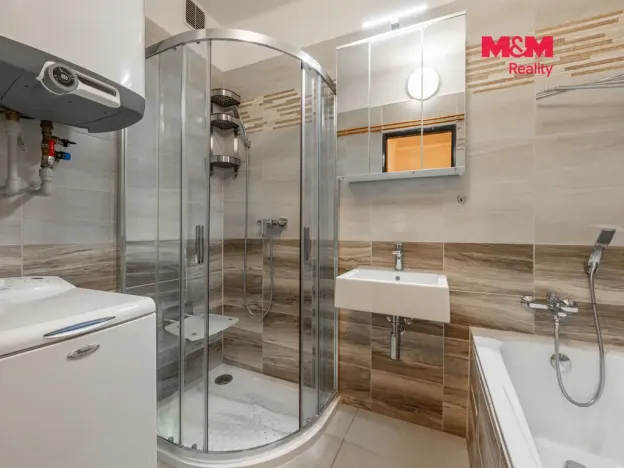 Prodej bytu 4+kk, Malý Újezd - Vavřineč, 102 m2