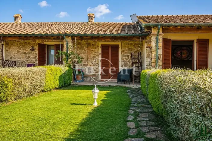 Prodej ubytování, Manciano, Itálie, 550 m2
