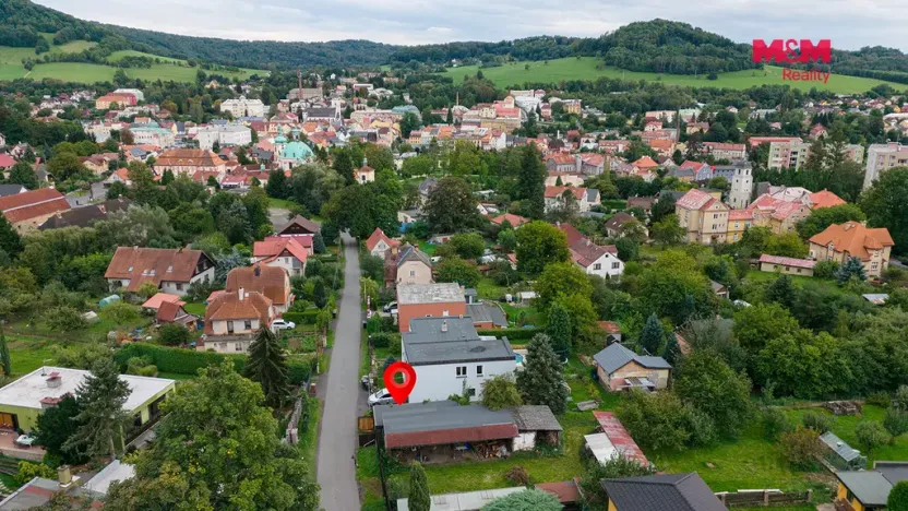 Prodej garáže, Česká Kamenice, 30 m2