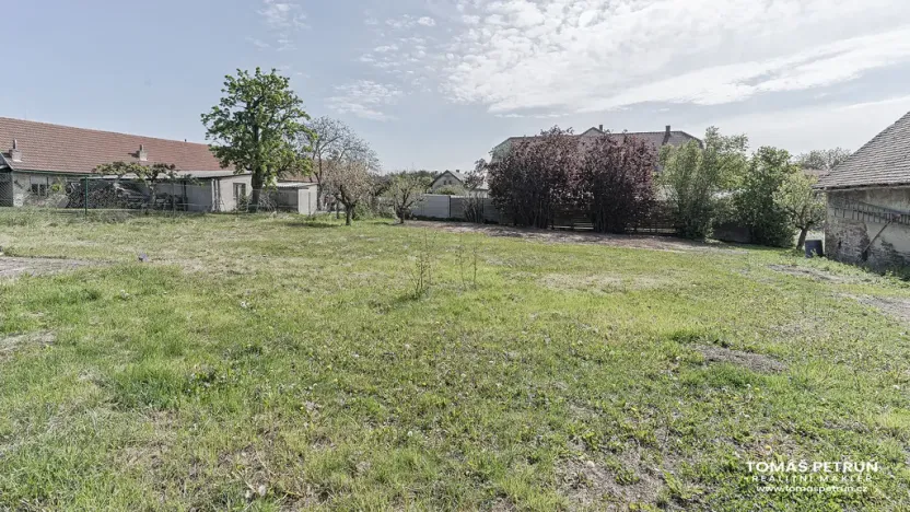 Prodej pozemku, Lišice, 1436 m2