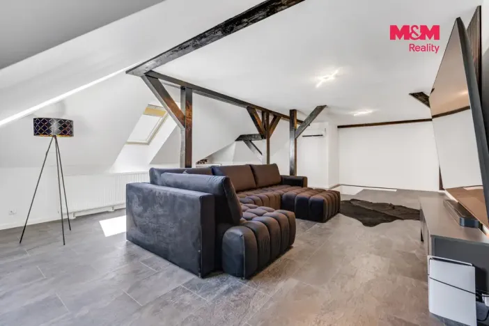 Prodej bytu 4+kk, Králův Dvůr - Levín, Na Lucberku, 141 m2