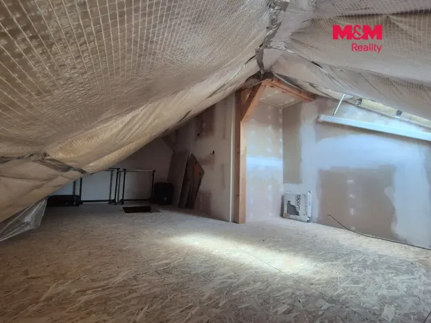 Prodej bytu 4+kk, Králův Dvůr - Levín, Na Lucberku, 141 m2
