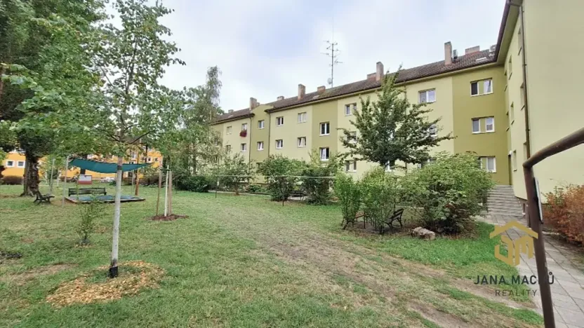 Prodej bytu 3+1, Hodonín, U Červených domků, 70 m2