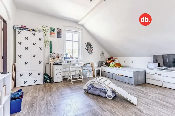 Prodej vícegeneračního domu, Karlovy Vary, K Přehradě, 568 m2