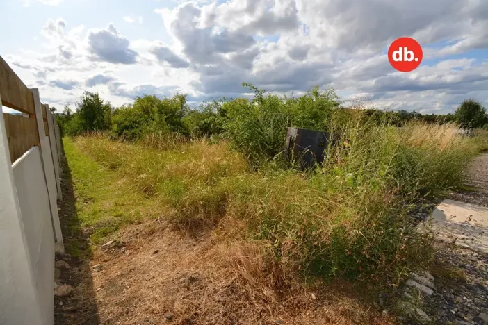 Prodej pozemku pro bydlení, Chbany, 915 m2
