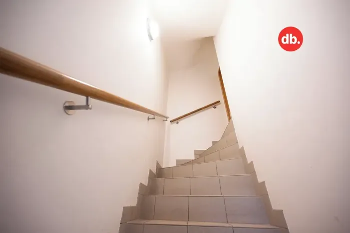 Prodej rodinného domu, Karlovy Vary, Vančurova, 260 m2