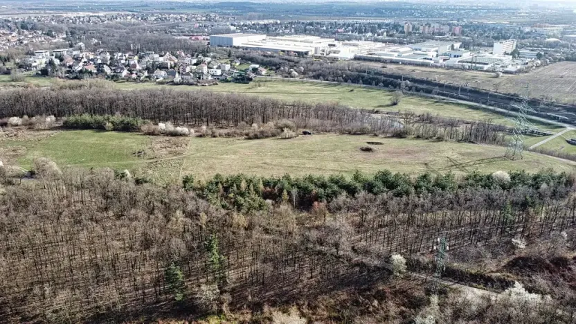 Pronájem louky, Praha - Kyje, 12685 m2