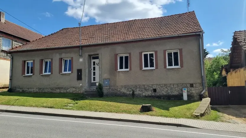 Prodej rodinného domu, Žďárná, 200 m2