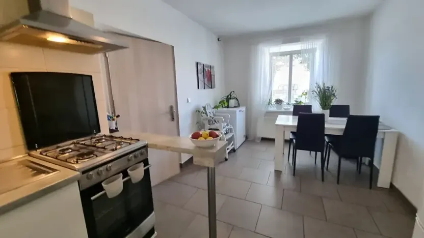 Prodej rodinného domu, Žďárná, 200 m2