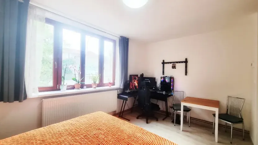 Pronájem bytu 1+kk, Brno, Gallašova, 28 m2
