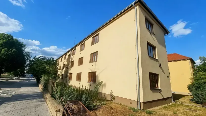 Pronájem bytu 1+kk, Brno, Gallašova, 28 m2