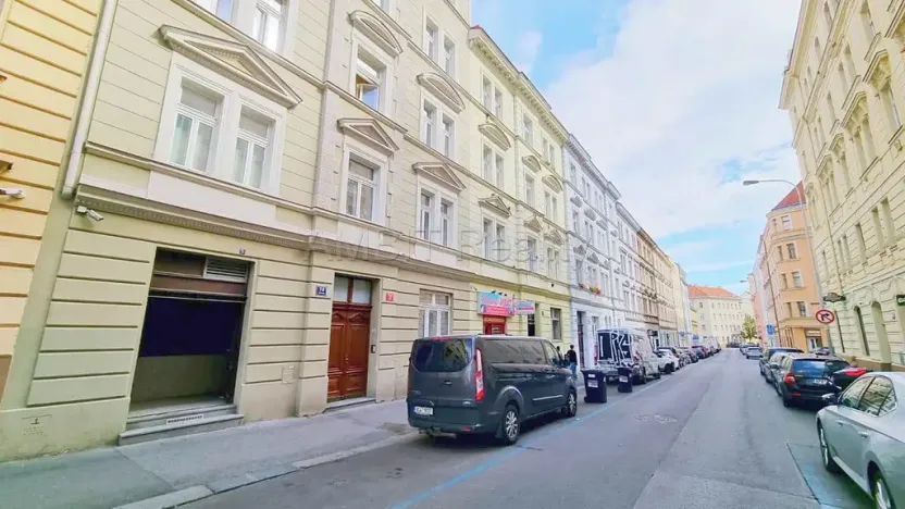 Pronájem obchodního prostoru, Praha, Bořivojova, 49 m2